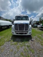 Pipa 20,000 Lts Freightliner Cascadia Pipa 2016 - Image 14