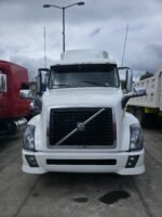 Tractocamion Volvo VNL 2016 - Image 9