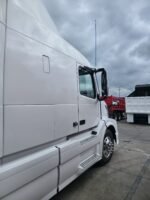 Tractocamion Volvo VNL 2016 - Image 5