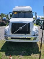 Tractocamion Volvo VNL 2016 - Image 11