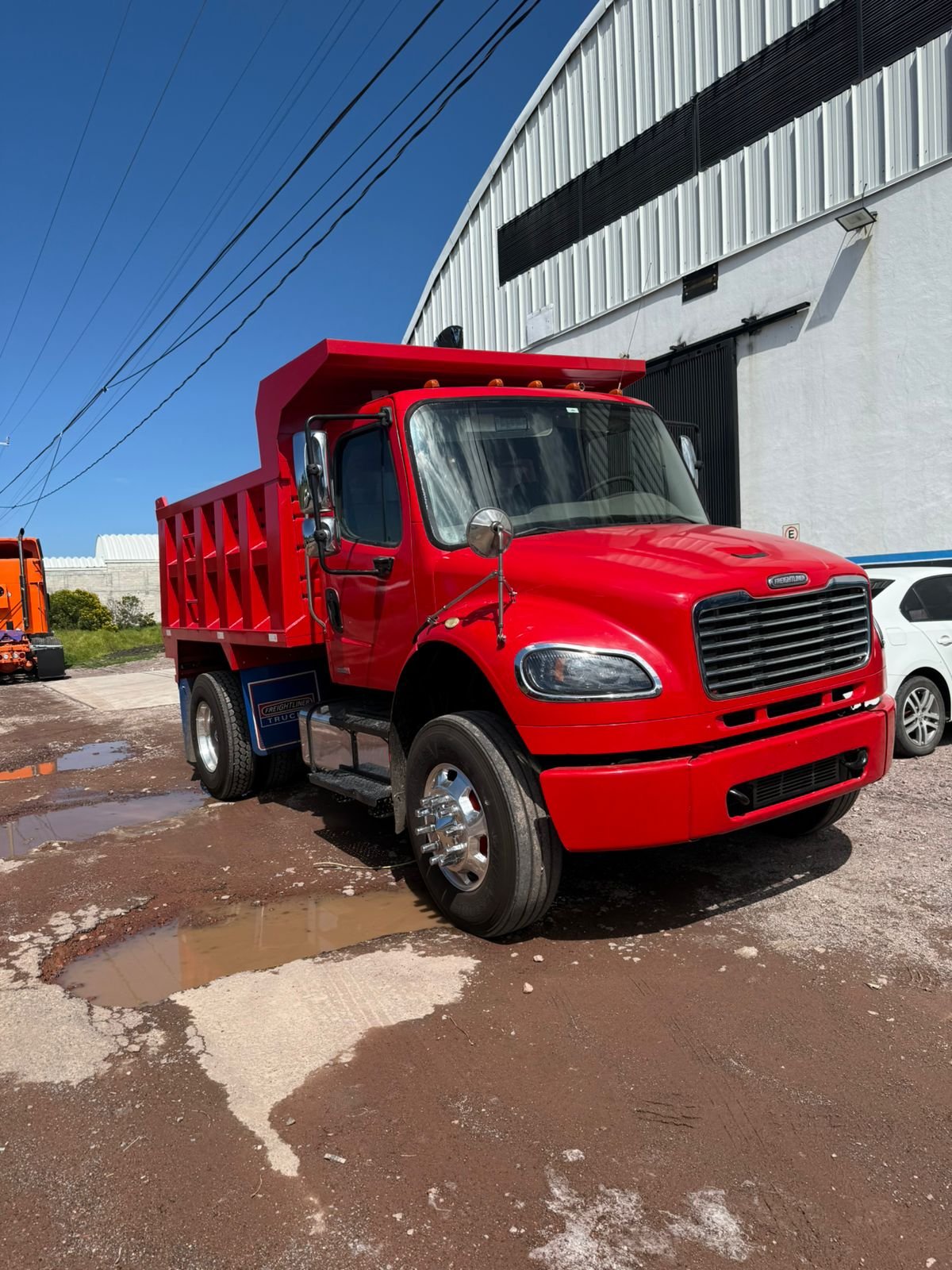 cb37dbc1-5dfc-4f36-bb92-ce92c0032c1d Tractocamion Freightliner M2 2008 - Image 1