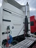 Tractocamion Volvo VNL 2016 - Image 10