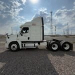 Freightliner Cascadia 2017 Fierros Grandes - Image 5