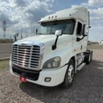 Freightliner Cascadia 2017 Fierros Grandes - Image 2